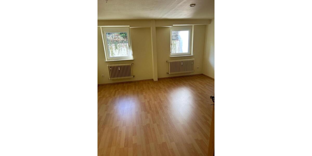 Etagenwohnung Homburg - 2 Zimmer, 70 m&sup2;, 500&euro; | Angebot:25224734