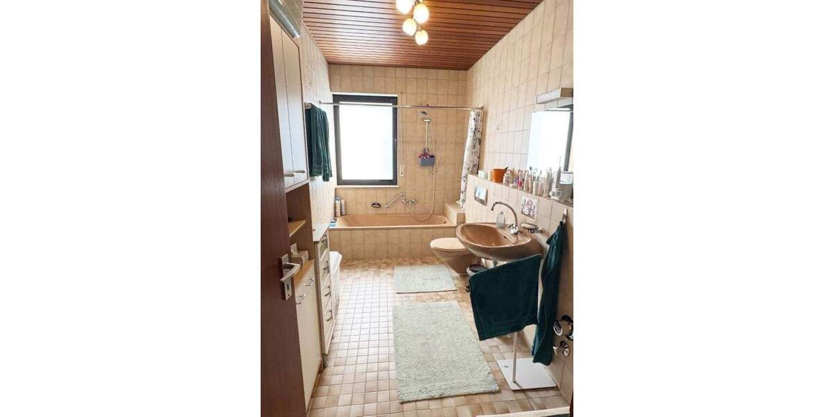 Etagenwohnung Riegelsberg - 3 Zimmer, 81 m&sup2;, 153.000&euro; | Angebot:25668588