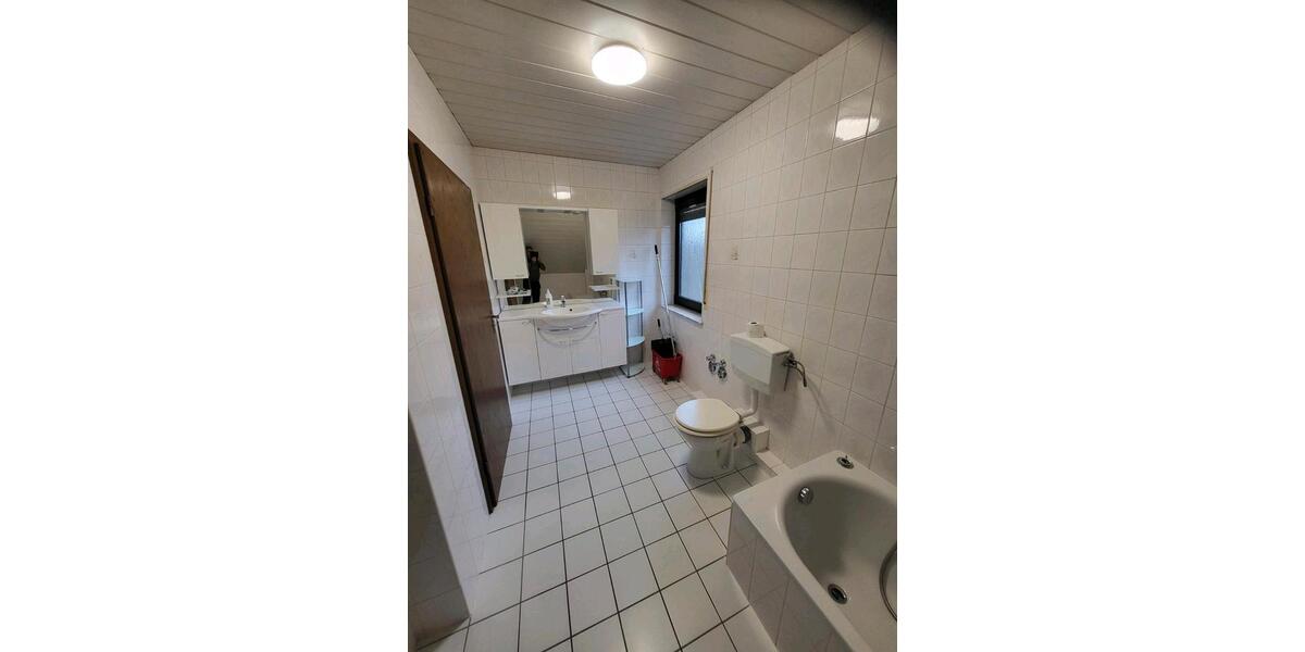 Dachgeschoßwohnung Saarlouis - 1 Zimmer, 70 m&sup2;, 600&euro; | Angebot:25539817