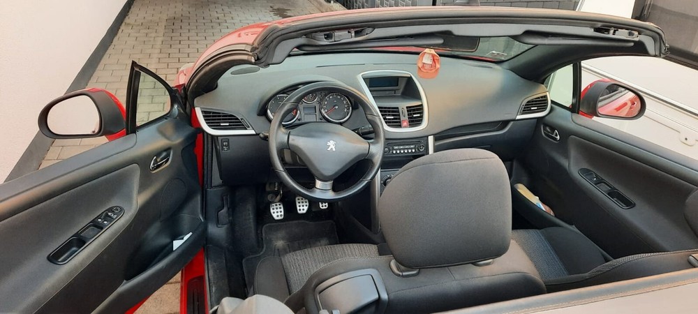 Peugeot 207 CC 87.000 km 5.500 &euro; Schmelz 66839