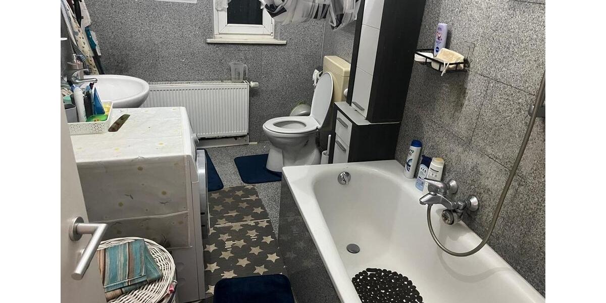 Etagenwohnung Saarbrücken Malstatt - 3 Zimmer, 74 m&sup2;, 700&euro; | Angebot:25873371