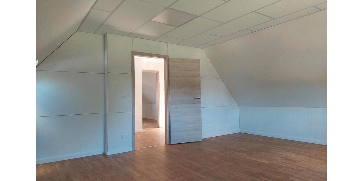 Einfamilienhaus Saarbrücken Brebach-Fechingen - 4 Zimmer, 120 m&sup2;, 1.230&euro; | Angebot:26635842