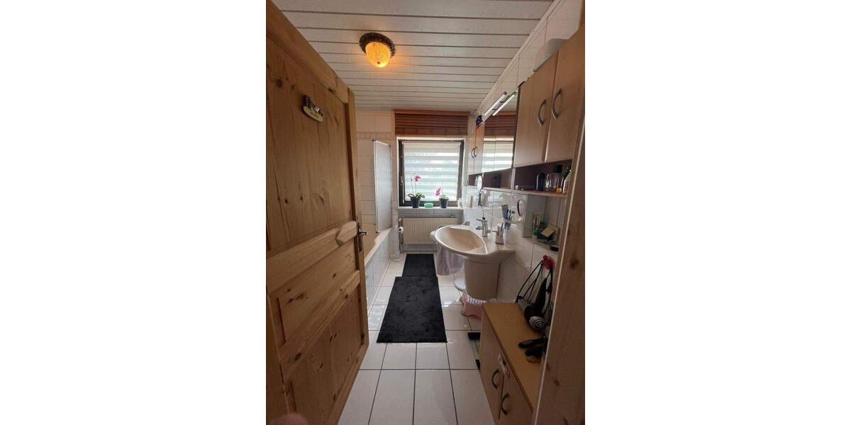 Reihenmittelhaus Friedrichsthal - 8 Zimmer, 200 m&sup2;, 197.000&euro; | Angebot:25686436