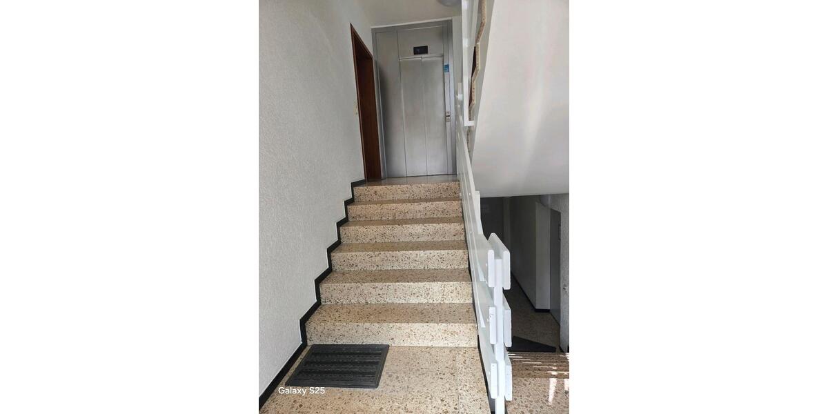 Dachgeschoßwohnung Saarbrücken Neue Bremm - 4 Zimmer, 86 m&sup2;, 270.000&euro; | Angebot:26710994
