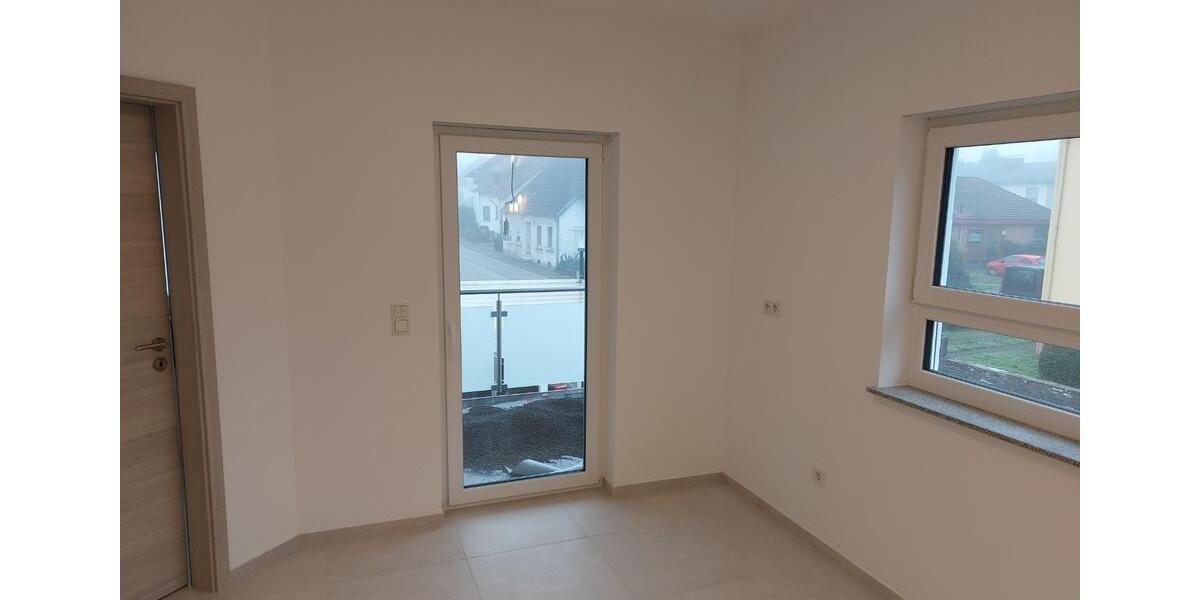 Einfamilienhaus Homburg - 8 Zimmer, 180 m&sup2;, 1.890&euro; | Angebot:26665565