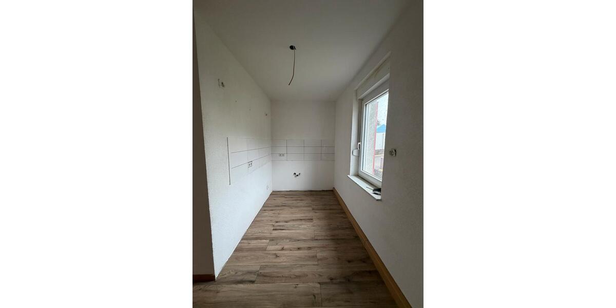 Etagenwohnung Saarbrücken West - 3 Zimmer, 75 m&sup2;, 650&euro; | Angebot:25919203