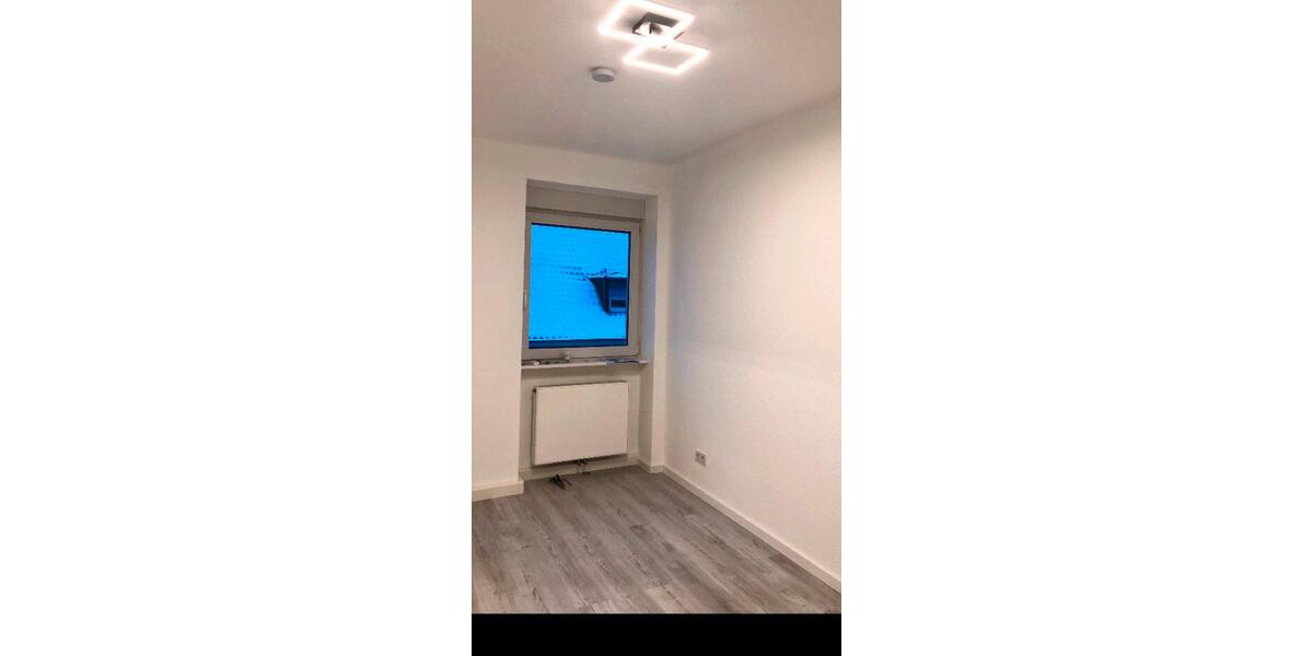 Etagenwohnung Neunkirchen - 4 Zimmer, 90 m&sup2;, 700&euro; | Angebot:25420790