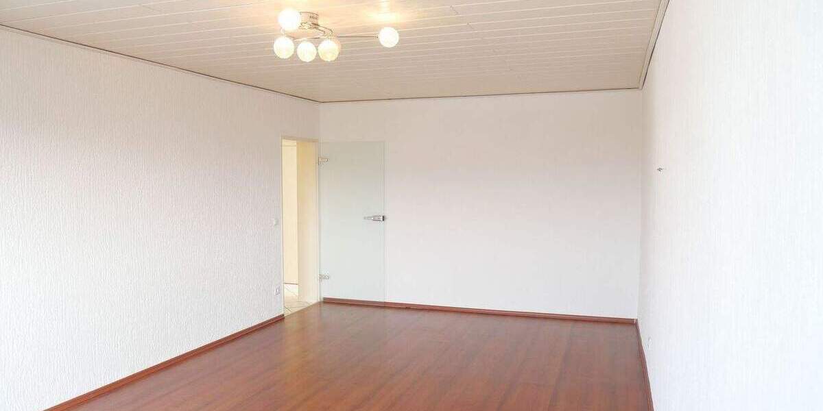 Etagenwohnung Sankt Ingbert Rohrbach - 3 Zimmer, 92 m&sup2;, 199.000&euro; | Angebot:25667231