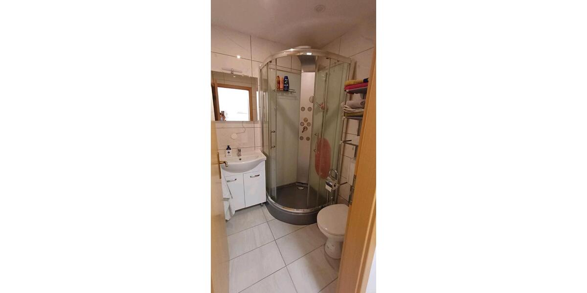 Doppelhaushälfte Bexbach - 11 Zimmer, 174 m&sup2;, 310.000&euro; | Angebot:26429293