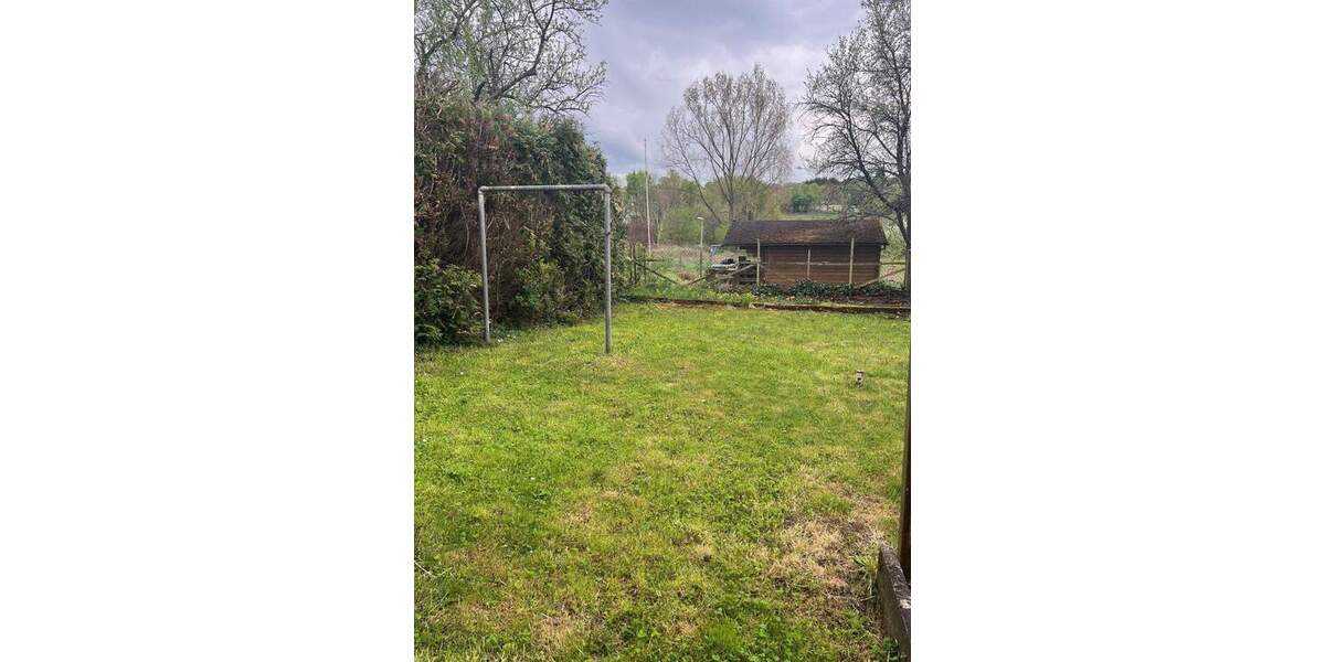 Einfamilienhaus Illingen - Uchtelfangen Uchtelfangen - 4 Zimmer, 110 m&sup2;, 165.000&euro; | Angebot:25663165