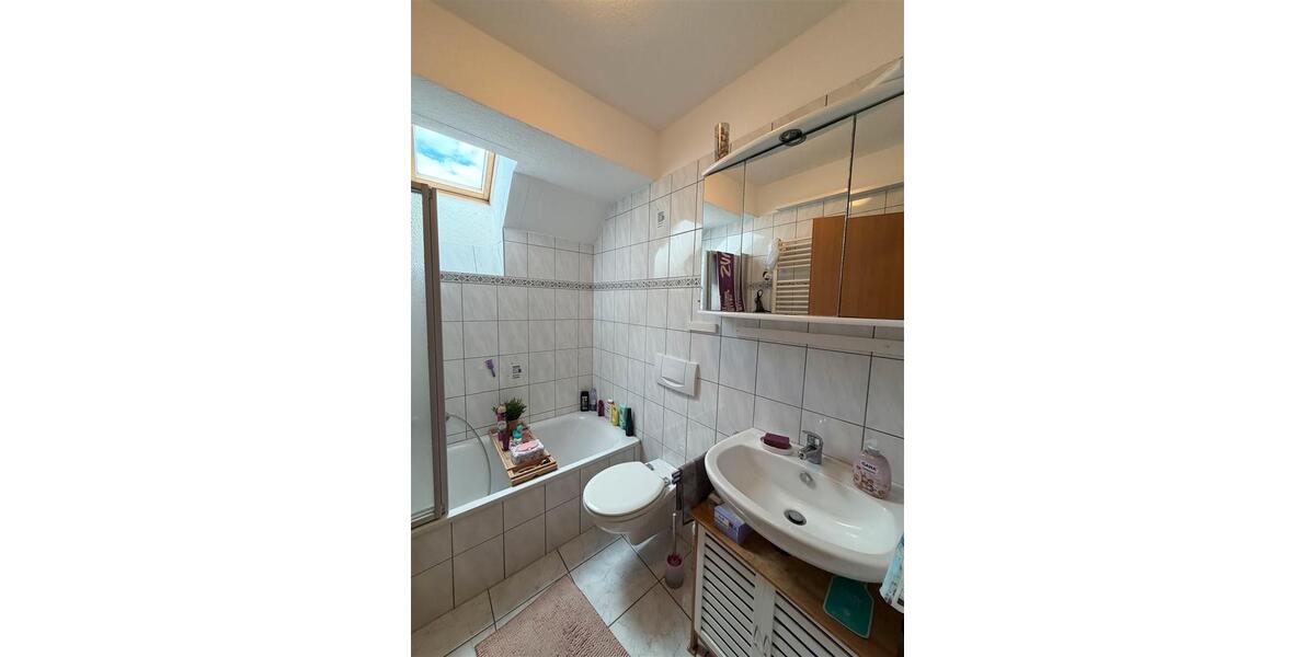 Etagenwohnung Saarbrücken Dudweiler - 3 Zimmer, 96 m&sup2;, 750&euro; | Angebot:26285232
