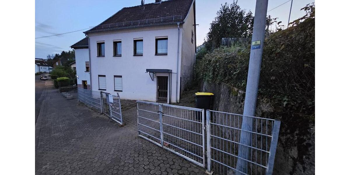 Einfamilienhaus Schiffweiler - 55.000&euro; | Angebot:26346612