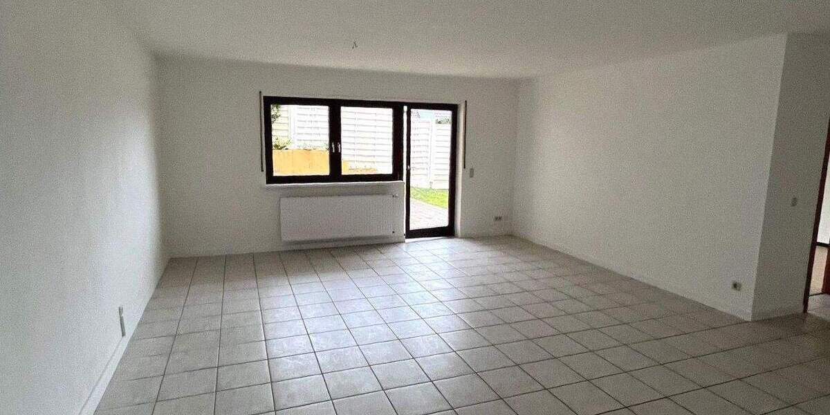 Etagenwohnung Völklingen Stadtmitte - 2 Zimmer, 73 m&sup2;, 570&euro; | Angebot:25683669