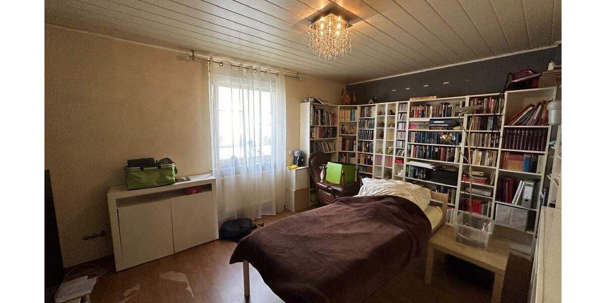 Mehrfamilienhaus, Wohnhaus Völklingen Geislautern - 8 Zimmer, 214 m&sup2;, 199.000&euro; | Angebot:25746396