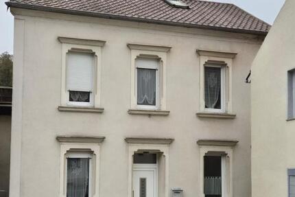 Haus Beckingen - 7 Zimmer, 170 m&sup2;, 180.000&euro; | Angebot:26253806