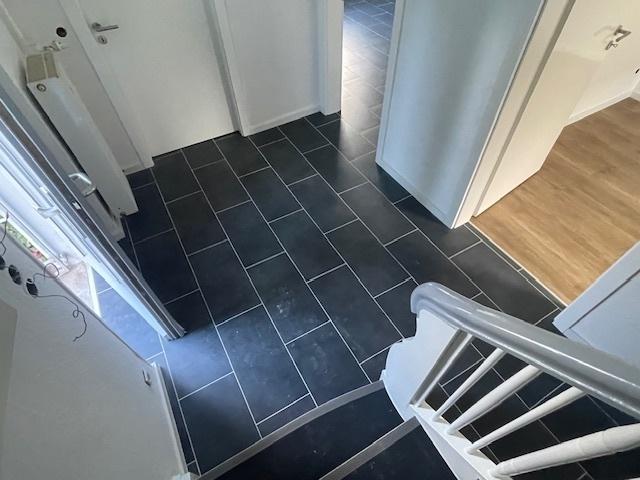 Etagenwohnung Saarbrücken Neue Bremm - 5 Zimmer, 125 m&sup2;, 1.050&euro; | Angebot:23397993