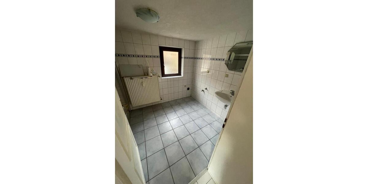 Etagenwohnung Sankt Wendel - 2 Zimmer, 64 m&sup2;, 500&euro; | Angebot:25942083