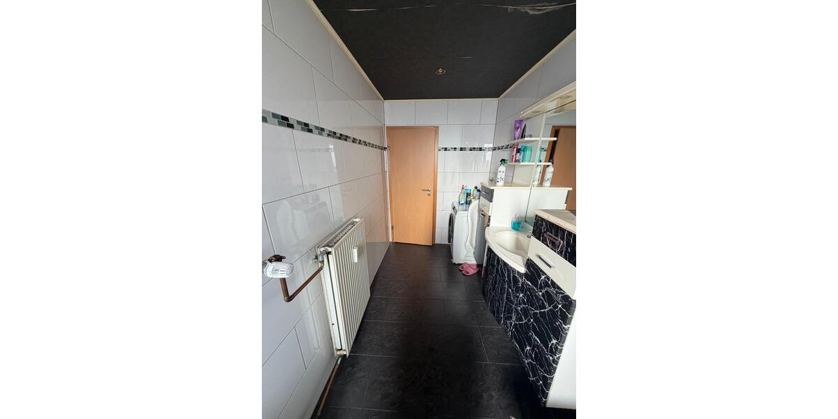 Etagenwohnung Saarbrücken West - 2 Zimmer, 75 m&sup2;, 118.000&euro; | Angebot:27265964