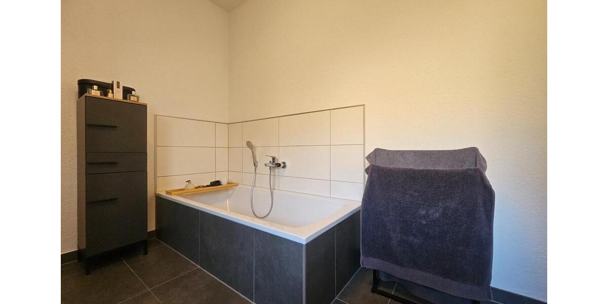 Einfamilienhaus Neunkirchen - 3 Zimmer, 113 m&sup2;, 1.330&euro; | Angebot:24689074