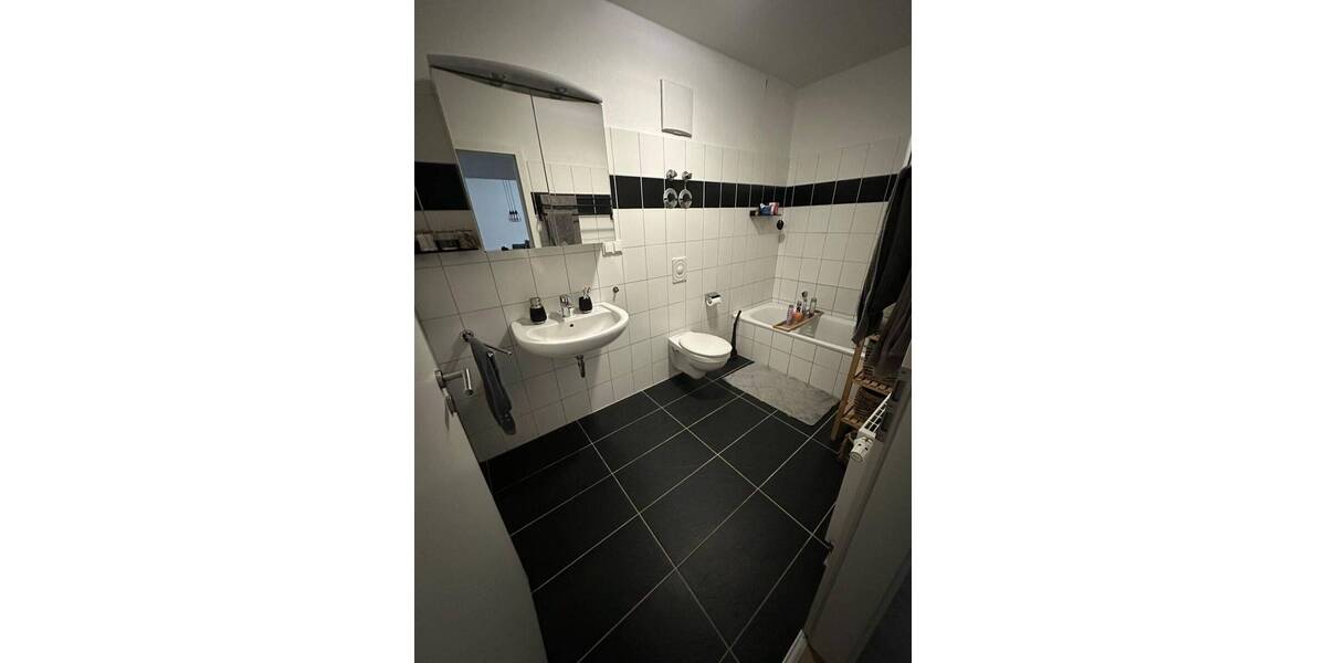 Etagenwohnung Riegelsberg Überhofen - 3 Zimmer, 83 m&sup2;, 680&euro; | Angebot:25909023