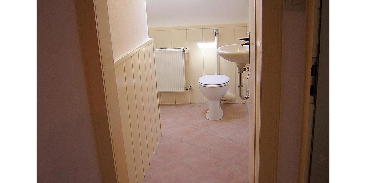 Dachgeschoßwohnung Saarbrücken St. Arnual - 2 Zimmer, 54 m&sup2;, 392&euro; | Angebot:25960925