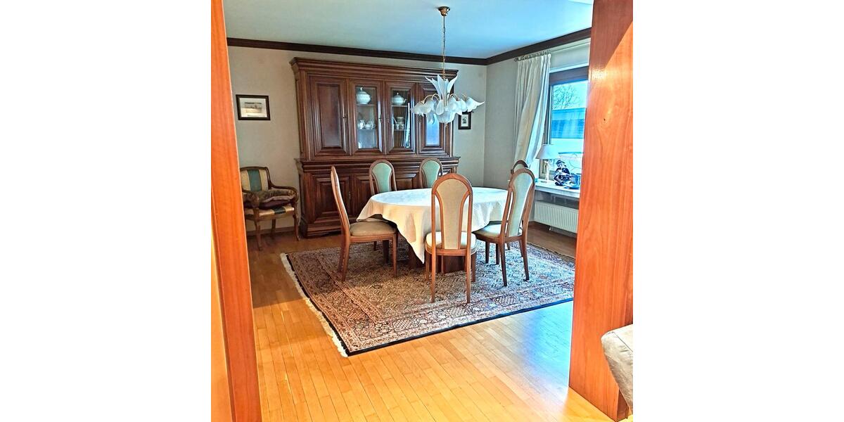 Mehrfamilienhaus, Wohnhaus Saarwellingen - 10 Zimmer, 275 m&sup2;, 493.000&euro; | Angebot:26806871