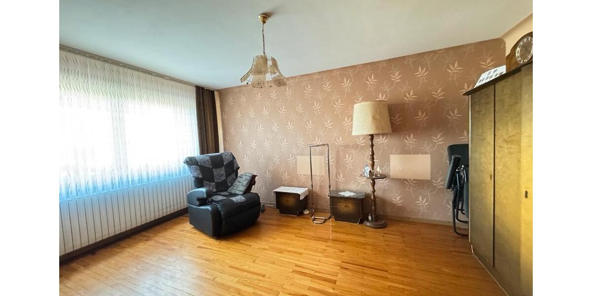 Bauernhaus, Landhaus Wallerfangen - 8 Zimmer, 200 m&sup2;, 160.000&euro; | Angebot:24801626