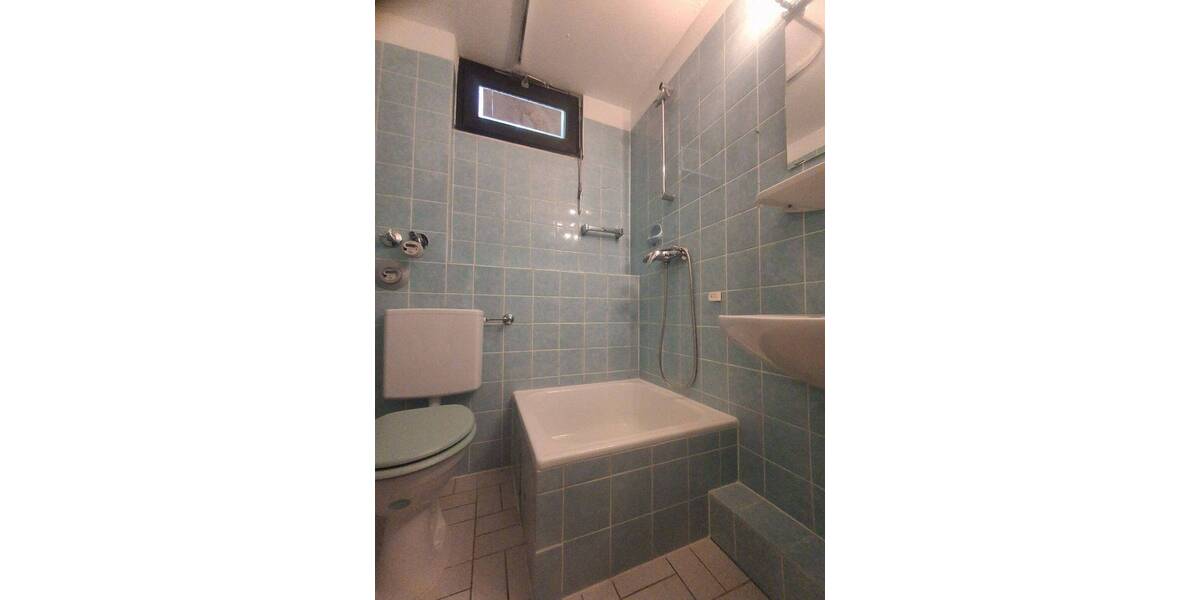 Etagenwohnung Saarbrücken Eschberg - 2 Zimmer, 47 m&sup2;, 520&euro; | Angebot:26499142