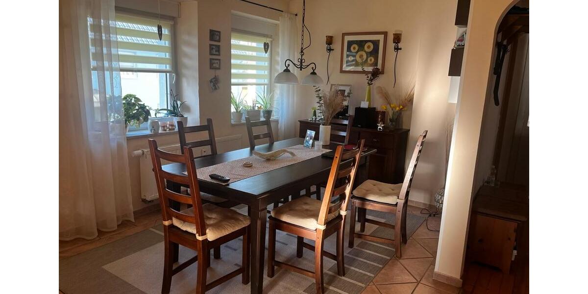 Etagenwohnung Saarbrücken Malstatt - 3 Zimmer, 81 m&sup2;, 222.000&euro; | Angebot:26549672