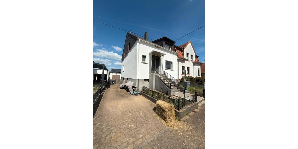 Einfamilienhaus Überherrn - 6 Zimmer, 180 m&sup2;, 219.000&euro; | Angebot:26250262