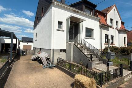 Haus Überherrn - 6 Zimmer, 180 m&sup2;, 219.000&euro; | Angebot:26250262