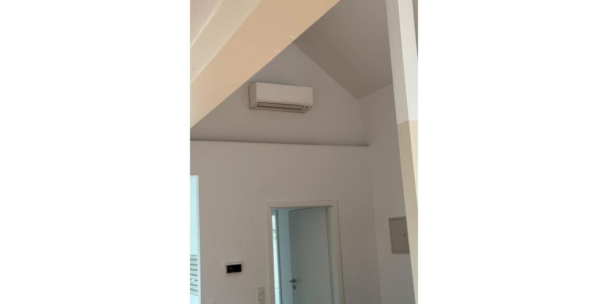 Dachgeschoßwohnung Saarlouis - 3 Zimmer, 90 m&sup2;, 980&euro; | Angebot:25892458