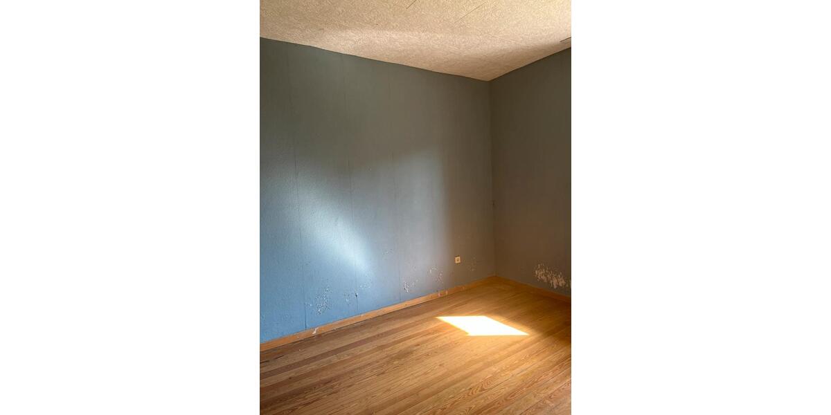 Einfamilienhaus Völklingen - 17 Zimmer, 320 m&sup2;, 365.000&euro; | Angebot:25655087