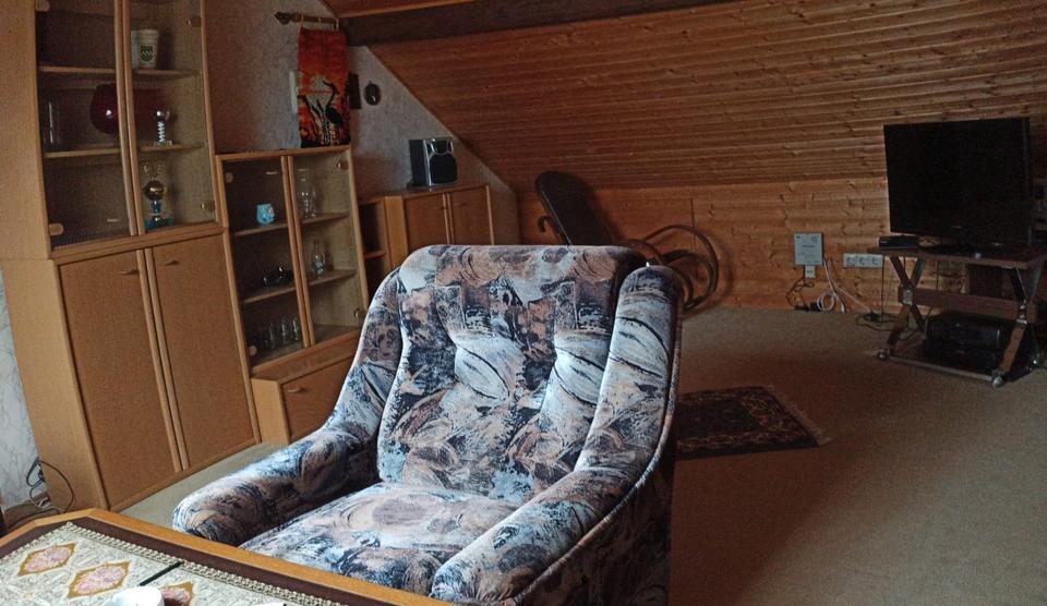 Einfamilienhaus Lebach - 8 Zimmer, 180 m&sup2;, 220.000&euro; | Angebot:24787268