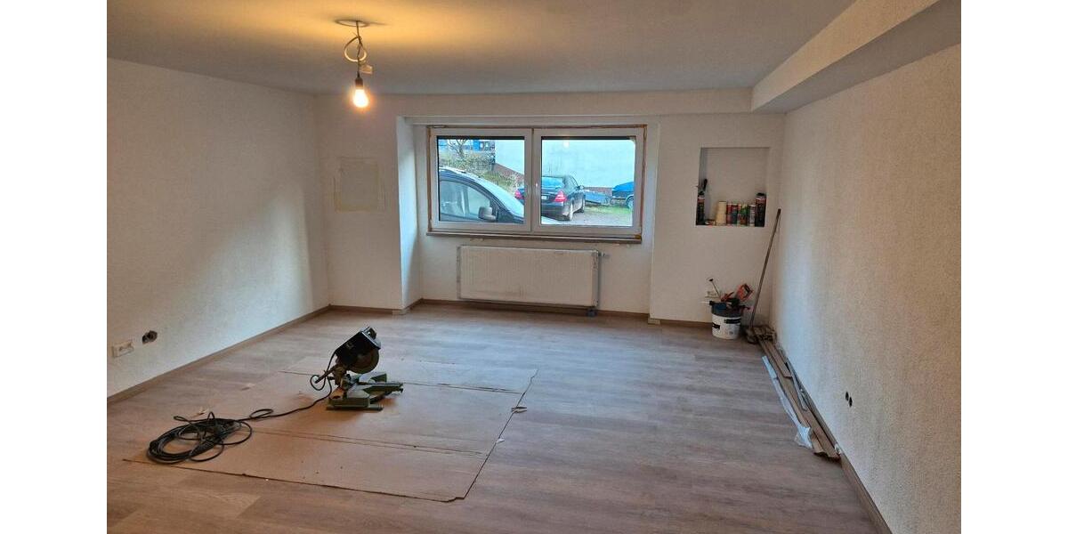 Etagenwohnung Schmelz - 3 Zimmer, 90 m&sup2;, 650&euro; | Angebot:24818135