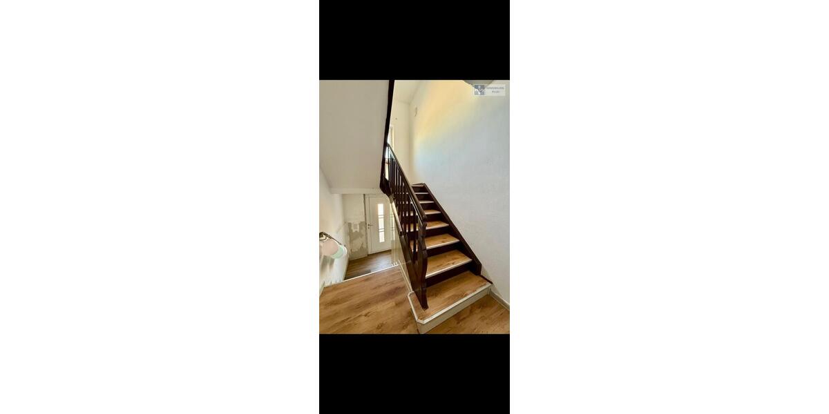Mehrfamilienhaus, Wohnhaus Homburg - 6 Zimmer, 140 m&sup2;, 330.000&euro; | Angebot:26983334