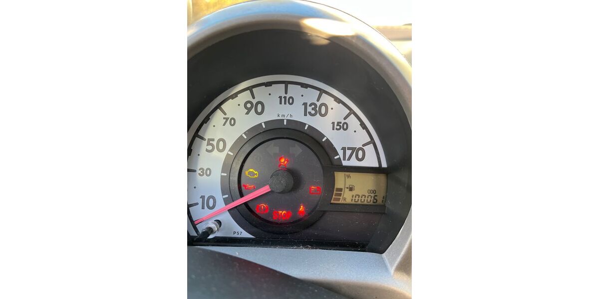 Peugeot 107 100.500 km 2.499 &euro; Saarbrücken 66113