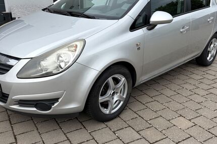 Opel Corsa 172.000 km 2.490 &euro; Schwalbach 66773
