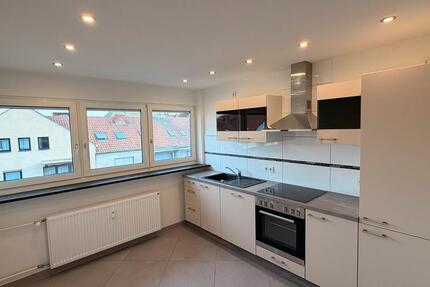Wohnung Saarbrücken Neue Bremm - 2.5 Zimmer, 85 m&sup2;, 850&euro; | Angebot:27640226