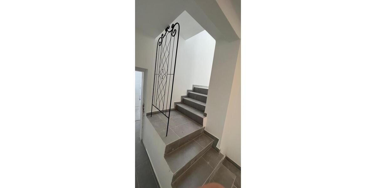 Mehrfamilienhaus, Wohnhaus Püttlingen - 8 Zimmer, 185 m&sup2;, 429.000&euro; | Angebot:26039301