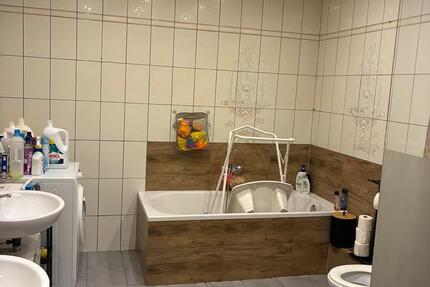 Wohnung Bexbach - 3 Zimmer, 105 m&sup2;, 850&euro; | Angebot:26482803