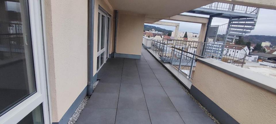Terrassenwohnung Homburg - 1 Zimmer, 48 m&sup2;, 700&euro; | Angebot:25384055