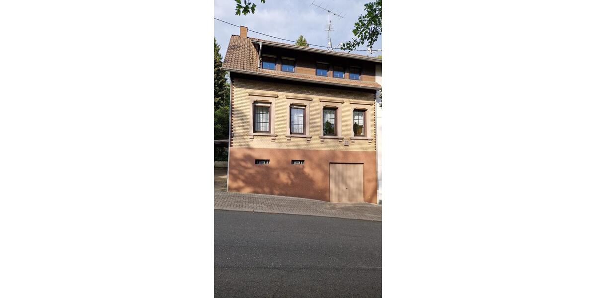 Doppelhaushälfte Saarbrücken Dudweiler - 4 Zimmer, 130 m&sup2;, 210.000&euro; | Angebot:26284185