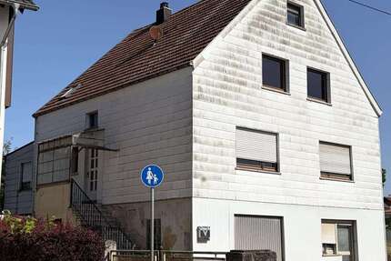 Haus Schwalbach - 6 Zimmer, 158 m&sup2;, 155.000&euro; | Angebot:27360175