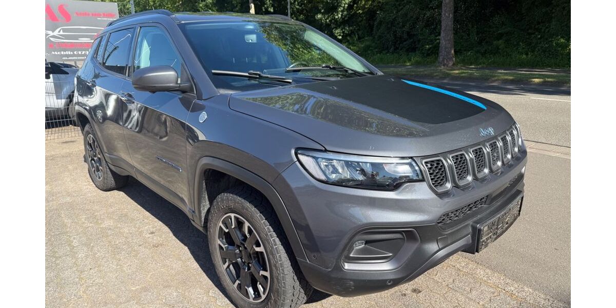 Jeep Compass 139.000 km 14.990 &euro; Lebach 66822