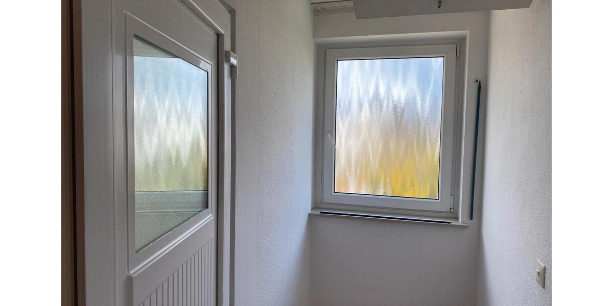 Etagenwohnung Heusweiler - 4 Zimmer, 86 m&sup2;, 700&euro; | Angebot:25944438