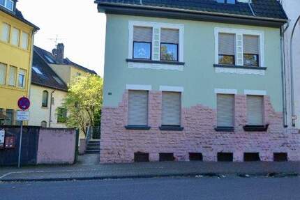 Haus Völklingen Stadtmitte - 9 Zimmer, 220 m&sup2;, 295.000&euro; | Angebot:25666078