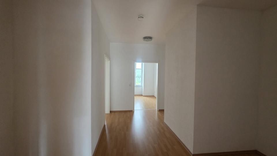 Etagenwohnung Quierschied - 4 Zimmer, 150 m&sup2;, 1.250&euro; | Angebot:25362910