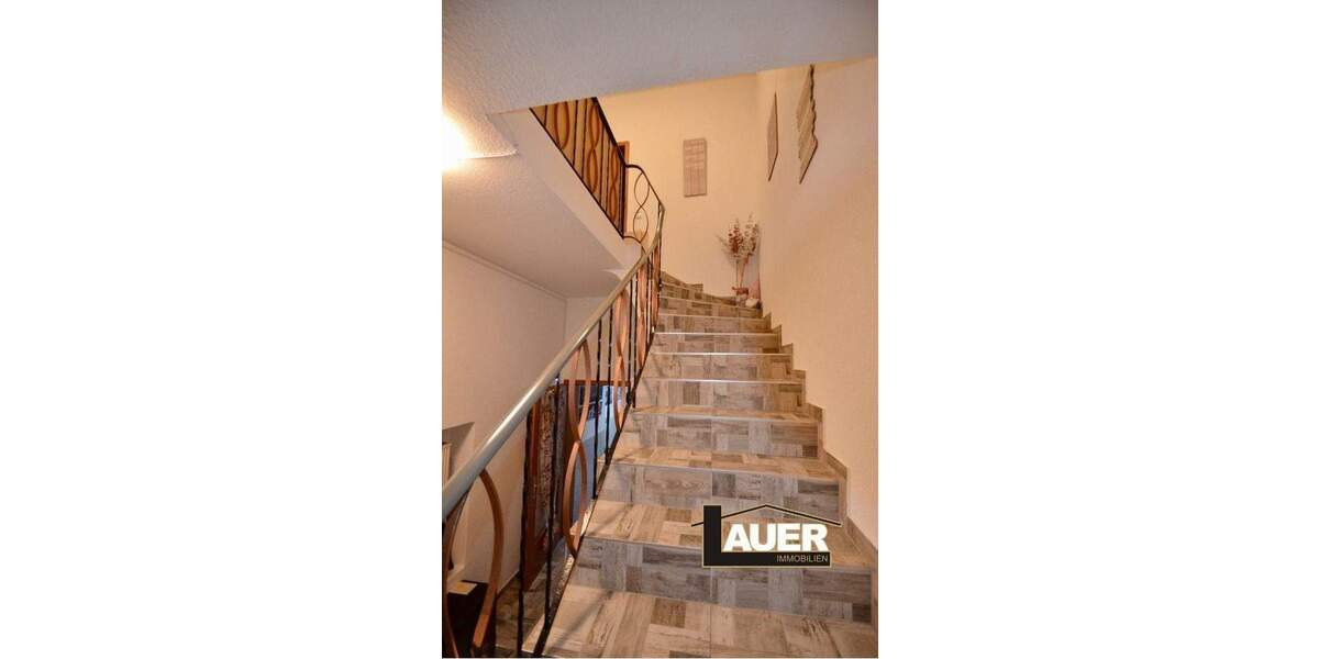 Mehrfamilienhaus, Wohnhaus Völklingen Ludweiler - 8 Zimmer, 183 m&sup2;, 235.000&euro; | Angebot:25729525