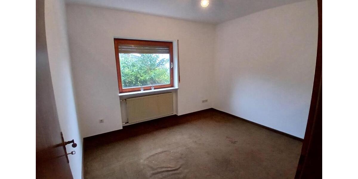 Bungalow Saarbrücken Ensheim - 4.5 Zimmer, 118 m&sup2;, 225.000&euro; | Angebot:27008998